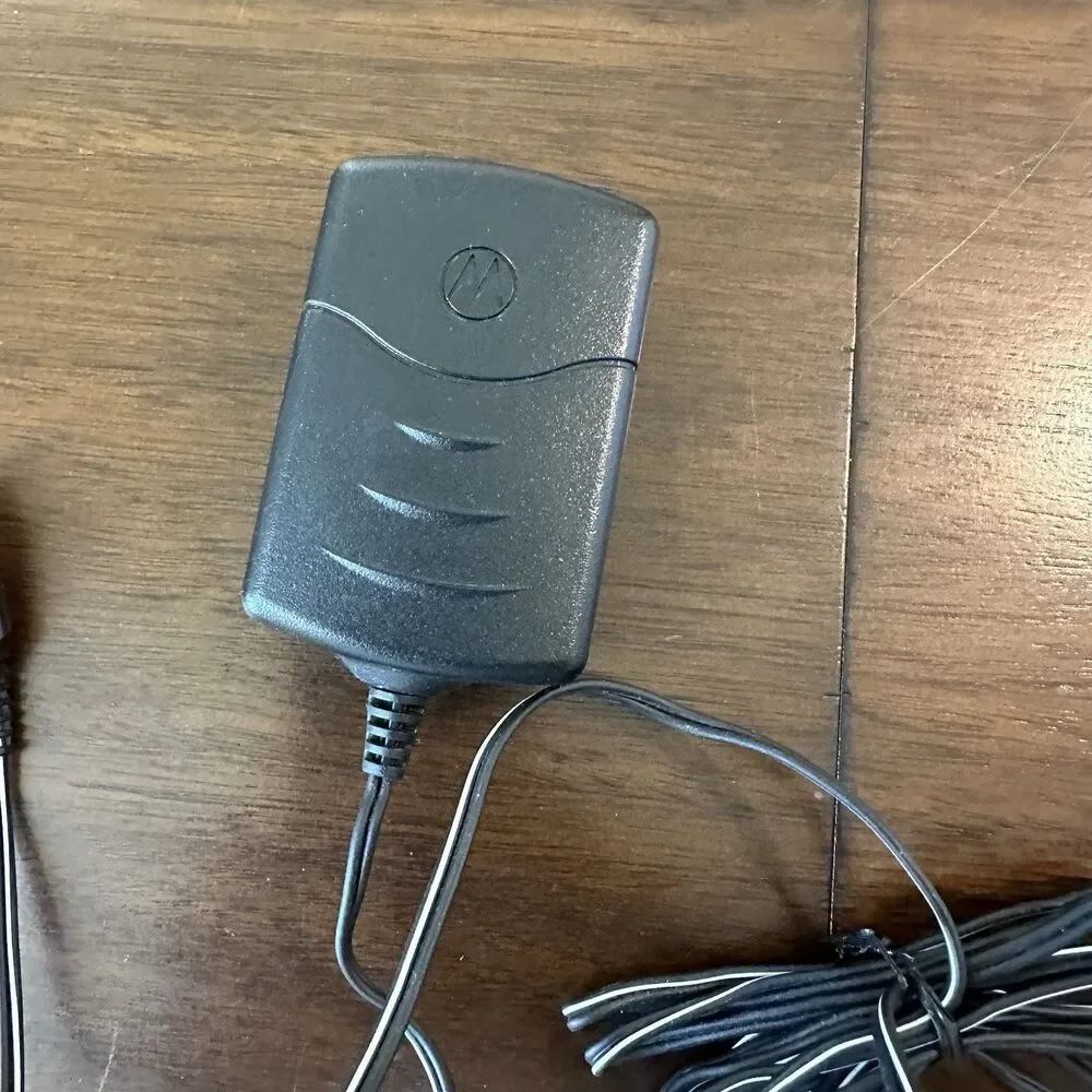 Motorola Phone AC Power Adapter Supply SPN4940D Charger Black Cellphone